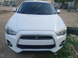 Mitsubishi Outlander Sport 2015 White