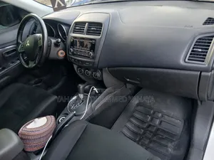 Mitsubishi Outlander Sport 2015 White