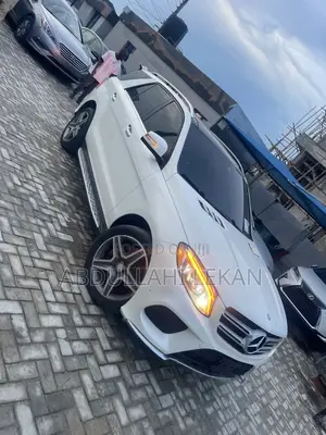 Mercedes-Benz GLE-Class GLE 400 4MATIC 2017 White