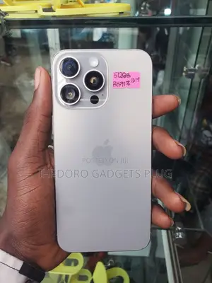 Apple iPhone 15 Pro Max 512 GB Gray