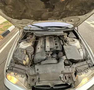 BMW 3 Series 2002 Silver