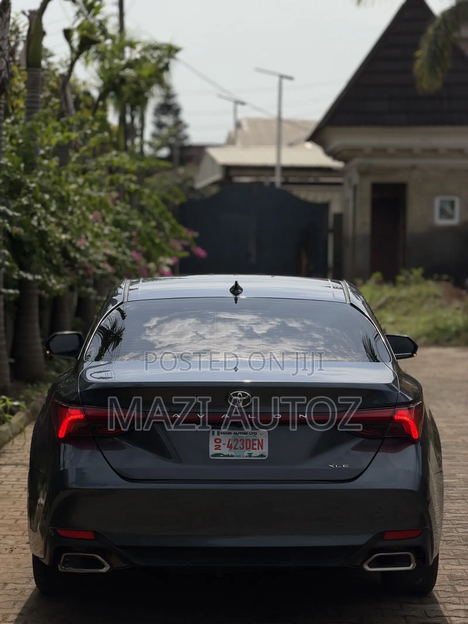 Toyota Avalon XLE 2020 Gray