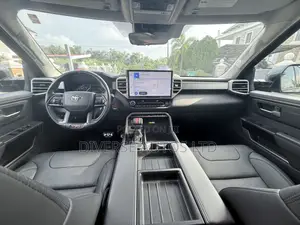Toyota Tundra Limited 2022 Gray