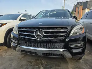 Mercedes-Benz M Class ML350 4MATIC 4dr SUV AWD (3.5L 6cyl 7A) 2015