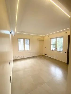 3bdrm Apartment in Victoria Island Extension for rent