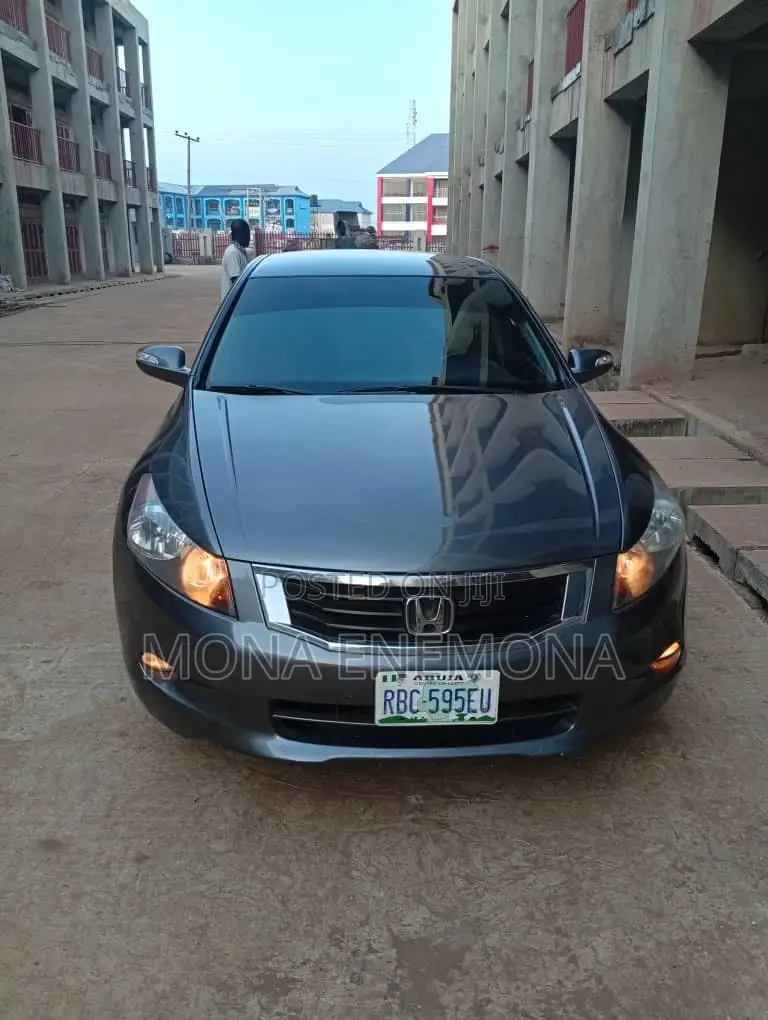 Honda Accord 2010 Gray