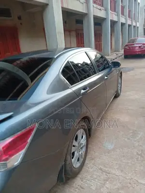 Honda Accord 2010 Gray