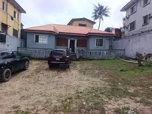 3bdrm Bungalow in Ilaje Bariga for sale