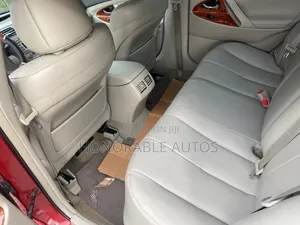 Toyota Camry 2011 Red