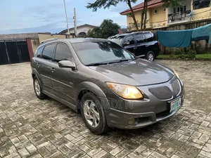 Pontiac Vibe 2005 Gray