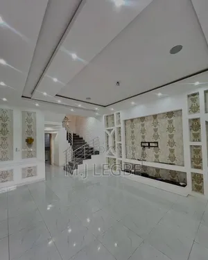 4bdrm Duplex in Chevron for rent