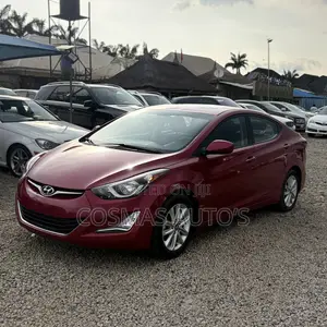 Hyundai Elantra 2015 Red