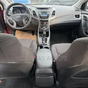 Hyundai Elantra 2015 Red