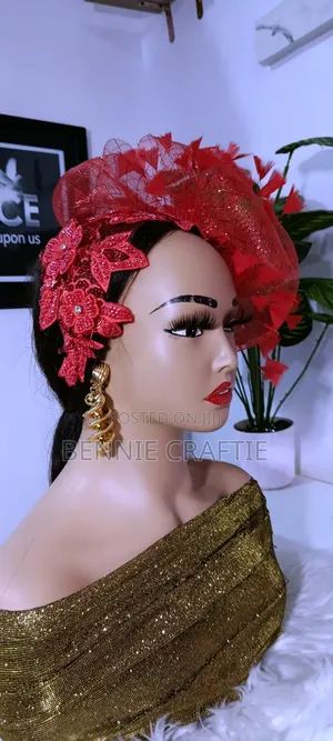 Fascinator