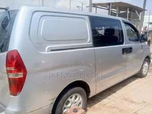 Hyundai Starex 2009 Silver