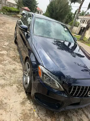 Mercedes-Benz C400 2016 Blue