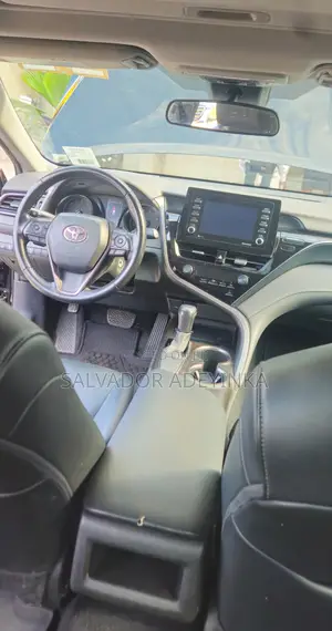 Toyota Camry SE 2021 Black