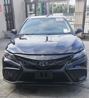 Toyota Camry SE 2021 Black