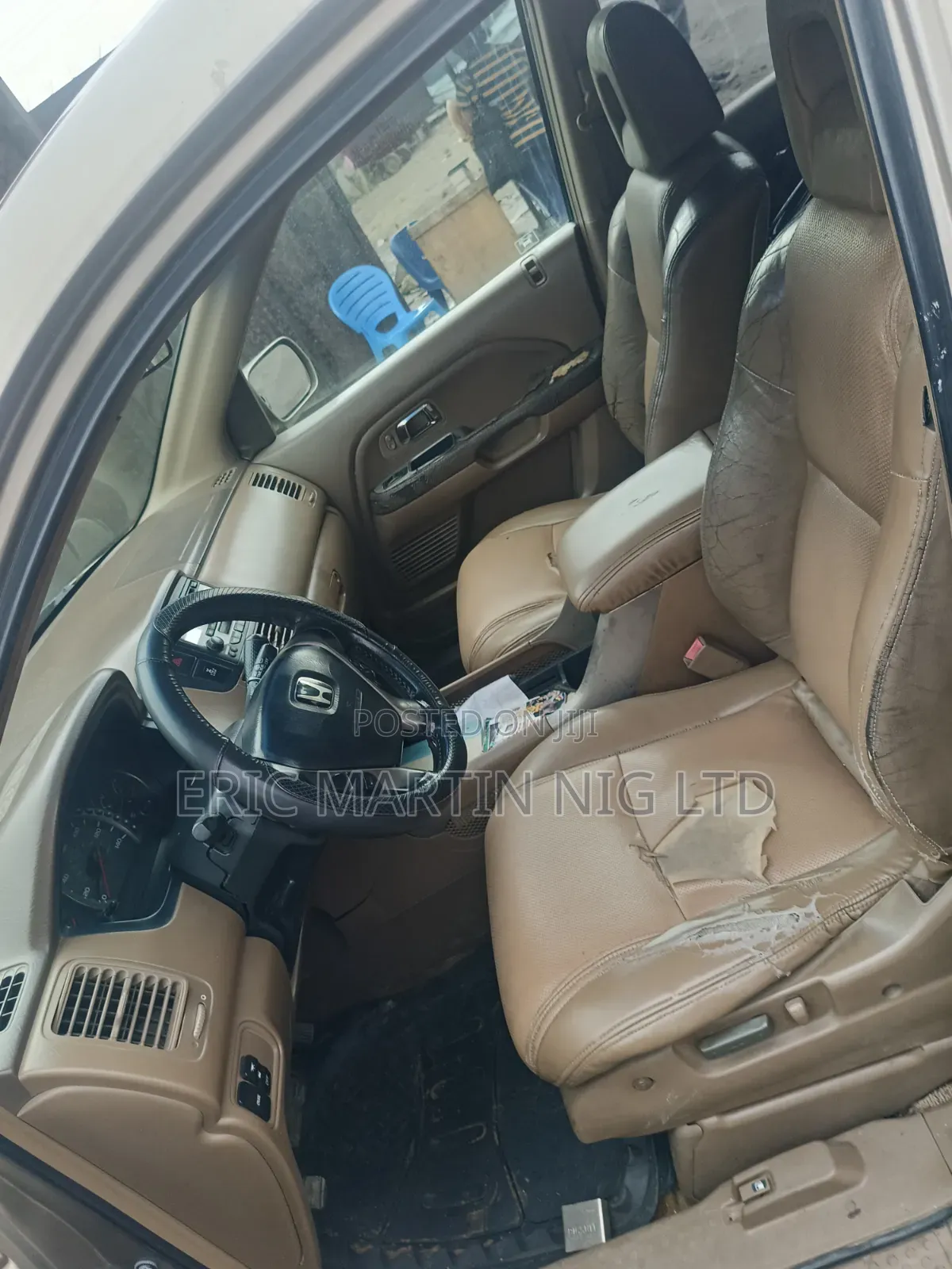 Honda Pilot 2004 Gold