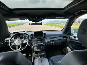 Mercedes-Benz GLE-Class GLE 400 4MATIC 2019 White