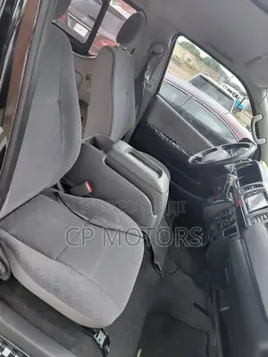 Toyota HiAce 2014 Black