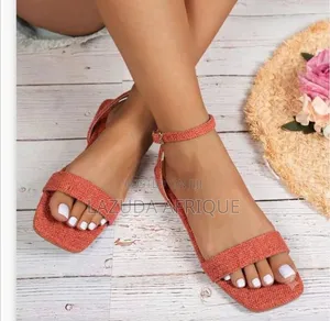 Hobo Gold Laid Slippers