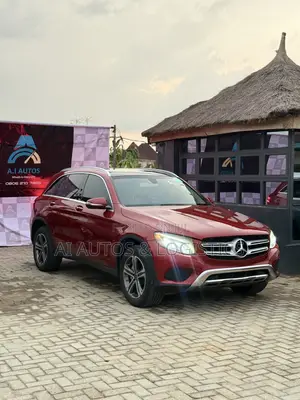 Mercedes-Benz GLC-Class 2018 Red