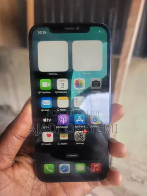 Apple iPhone 12 64 GB