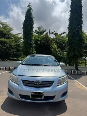 Toyota Corolla Base 4dr Sedan (1.8L 4cyl 5M) 2010 Blue