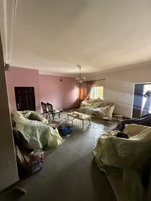 3bdrm Block of Flats in Gwarinpa, Dape for rent