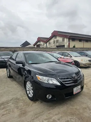 Toyota Camry 2010 Black