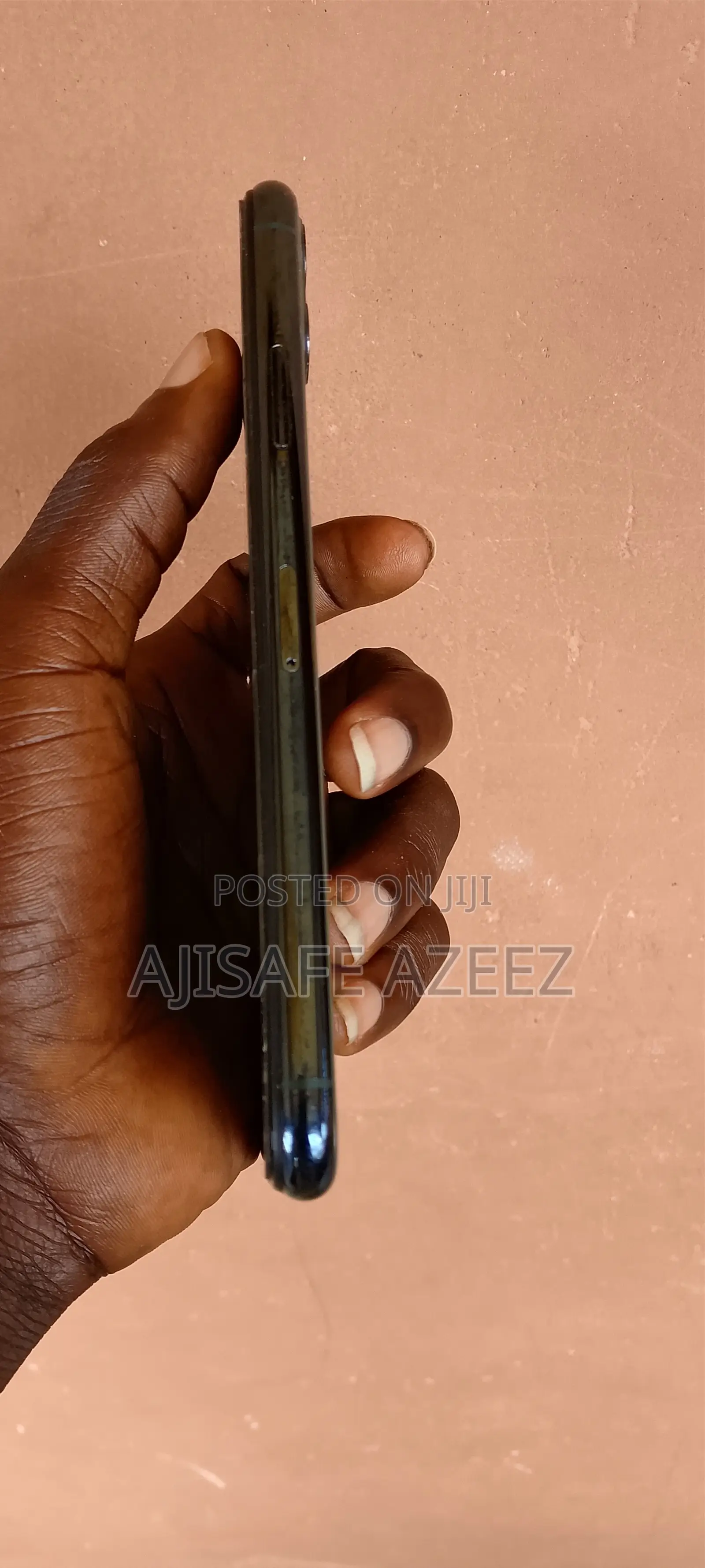 Apple iPhone 11 Pro Max 64 GB Green