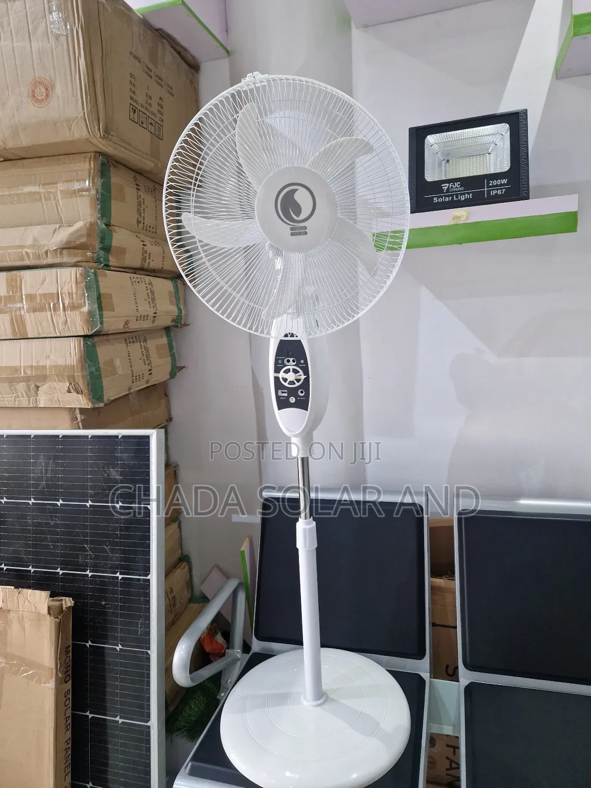 16"Rechargeable Solar Fan