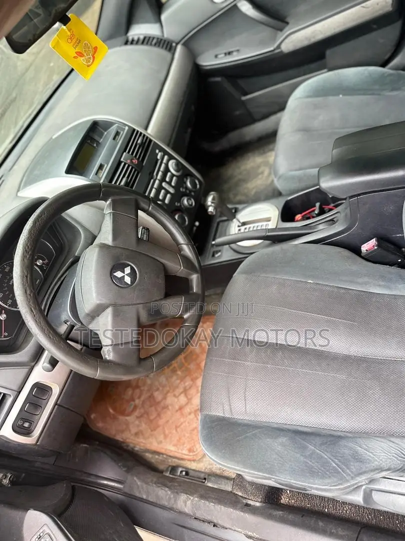 Mitsubishi Galant 2007