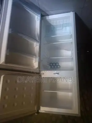 150 Liters Skyrun Refrigerator With Top Freezer
