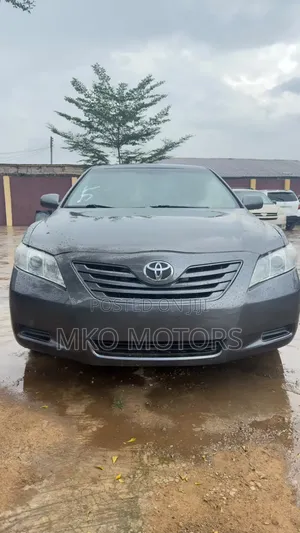 Toyota Camry LE 4dr Sedan (2.4L 4cyl 5A) 2008 White