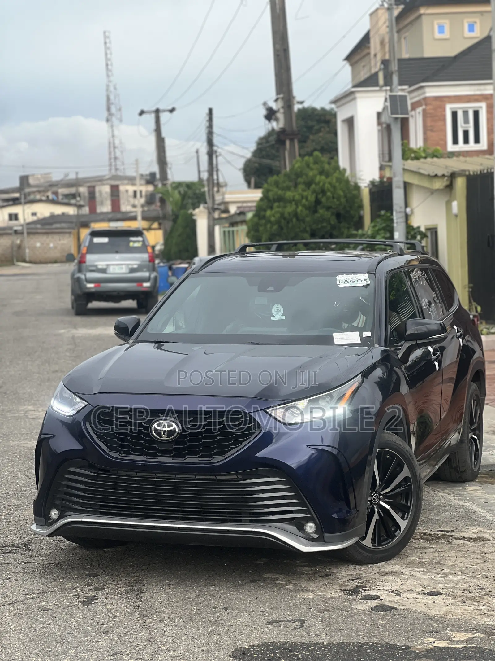 Toyota Highlander XSE 2021 Blue