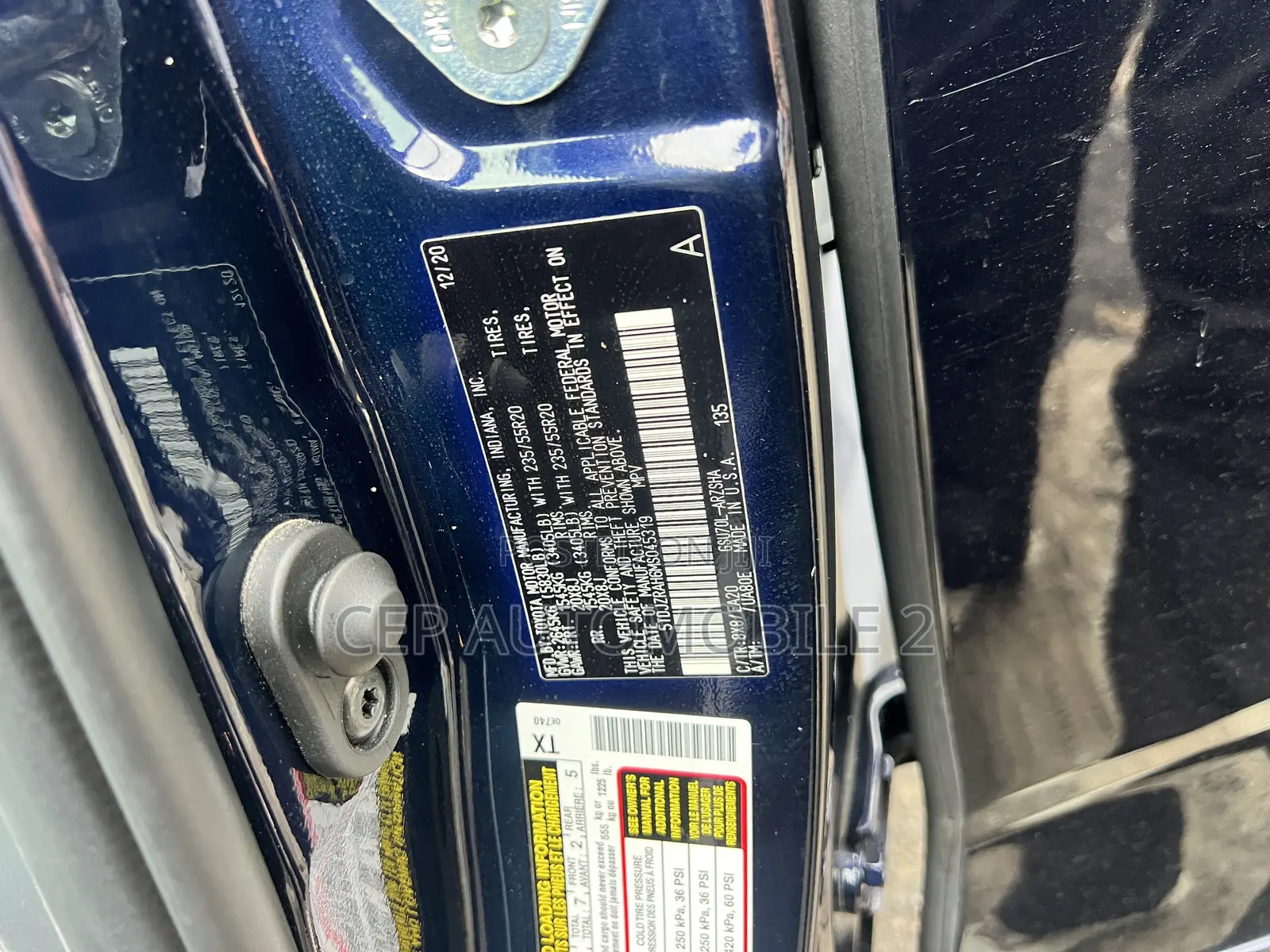 Toyota Highlander XSE 2021 Blue