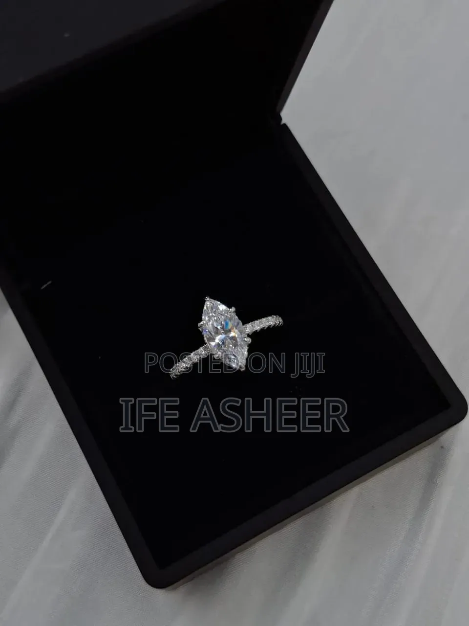 Marquise Cut Mossanite Diamond Silver Proposal Ring - Silver