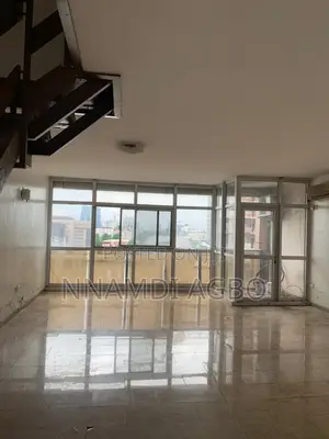 3bdrm Mansion in 1004 for rent