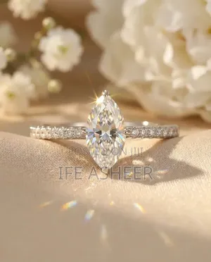 Marquise Cut Mossanite Diamond Silver Proposal Ring - Silver