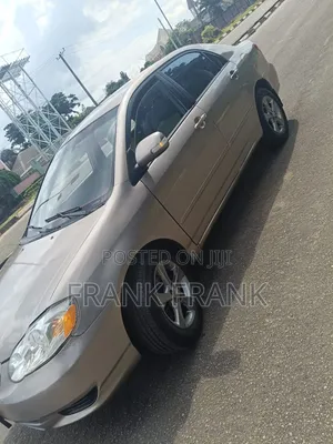 Toyota Corolla 2004 Gold