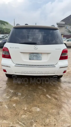 Mercedes-Benz GLK-Class 2009 White
