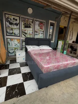 4 Half by 6 Bubble Bedframe