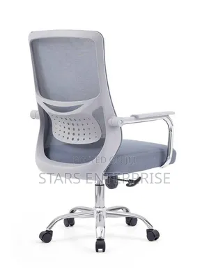 Modern Swivel Office Chair / Mesh Chair.