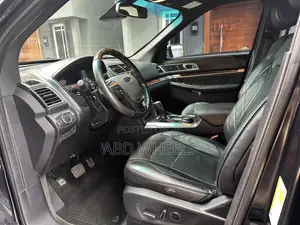 Ford Explorer Platinum 4dr SUV AWD (3.5L 6cyl Turbo 6A) 2016 Black