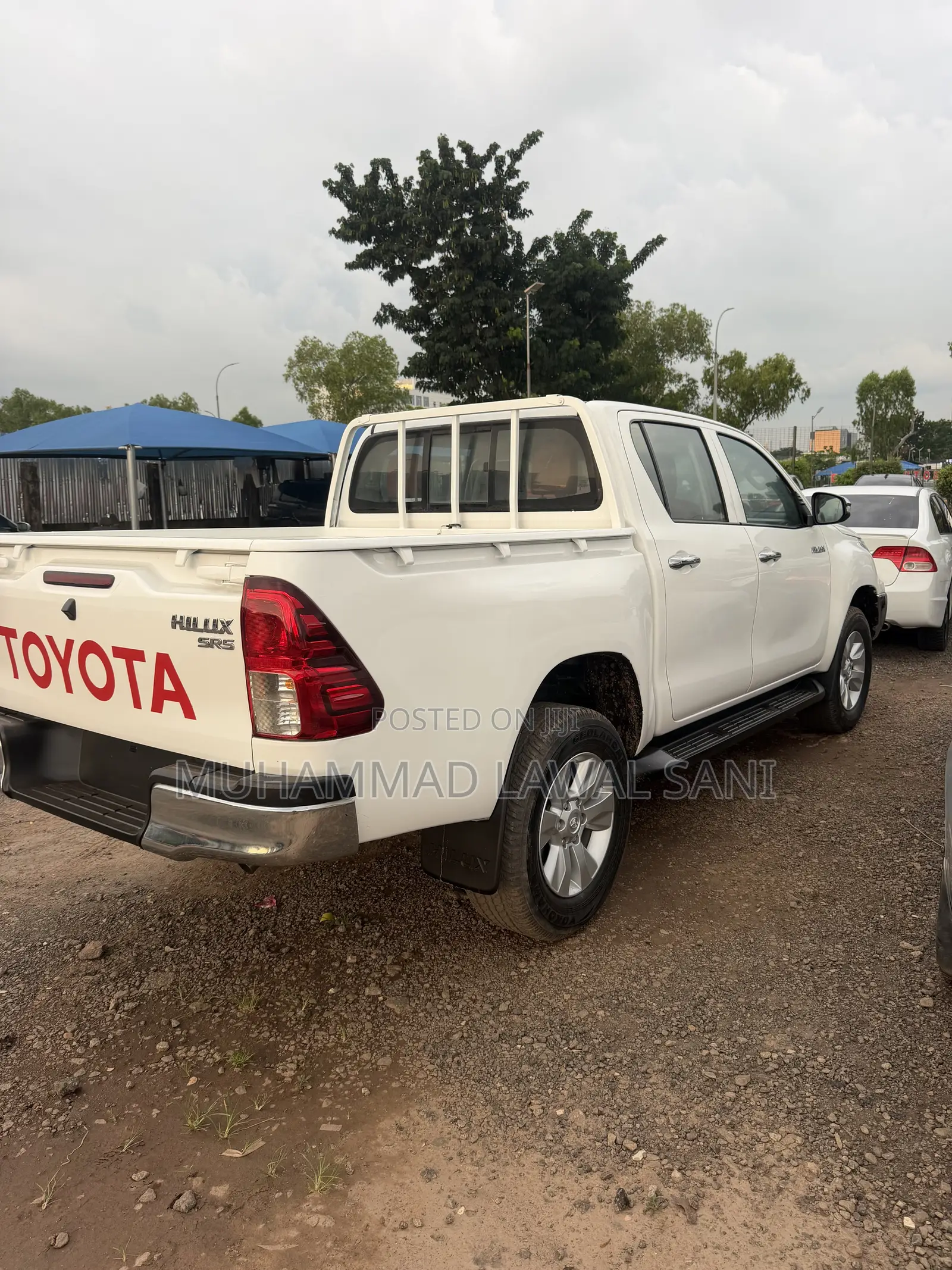 Toyota Hilux 2017 White