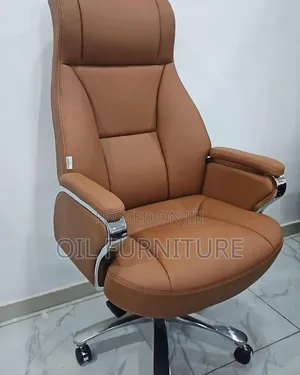 ​Ergonomic High-Back Brown Executive Office Chair – Heavy Duty Chrome