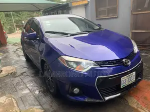 Toyota Corolla 2015 Purple