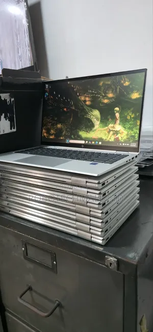 Laptop HP EliteBook x360 1040 G7 16GB Intel Core i7 SSD 512GB